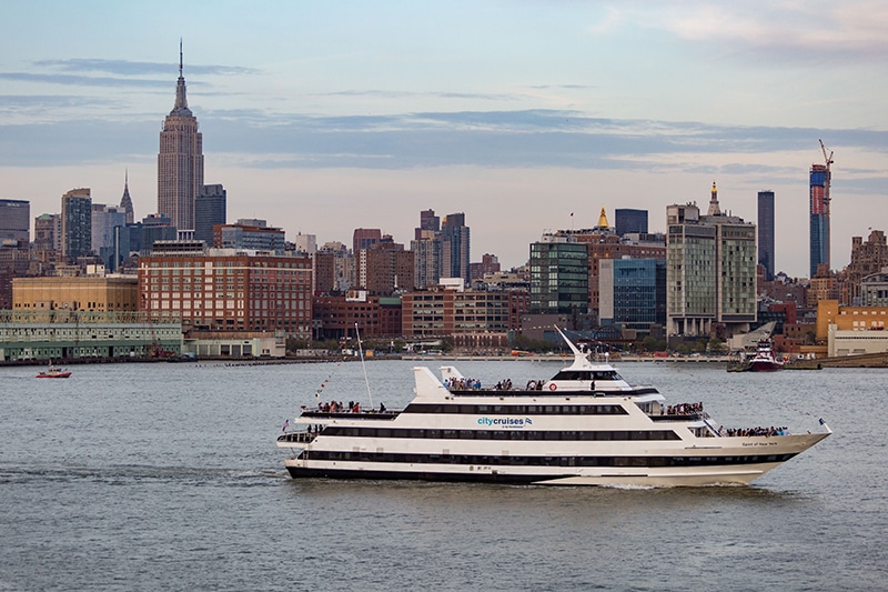 have your birthday party on a boat in NYC with Hornblower Cruises